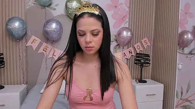 Snapshot of Sensual_Sophie_ chatting on March 6, 2025, 11:03 am Sensual Sophie online show from March 6, 2025, 11:03 am