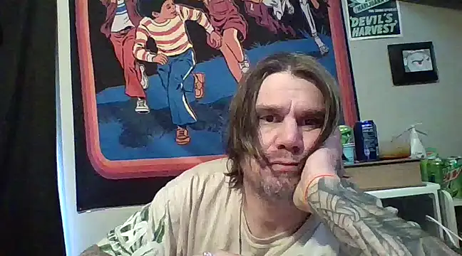 clitstitsandbongrips online show from January 19, 2025, 5:28 pm