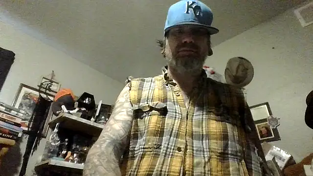 clitstitsandbongrips online show from October 24, 2025, 4:14 pm