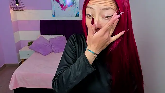 Snapshot of Scarlett__bell chatting on May 13, 2026, 11:40 am Scarlett bell online show from May 13, 2026, 11:40 am