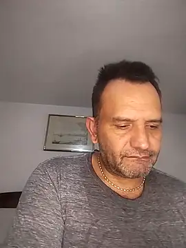 RogueTraveler online show from October 11, 2025, 3:50 am