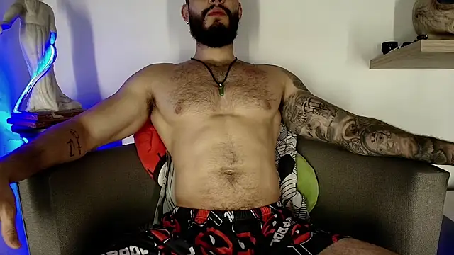 Morgann jones online show from July 28, 2026, 4:39 pm