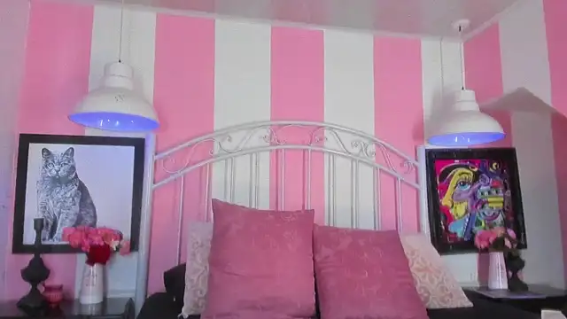 Liah Grey8 online show from April 15, 2026, 9:15 pm