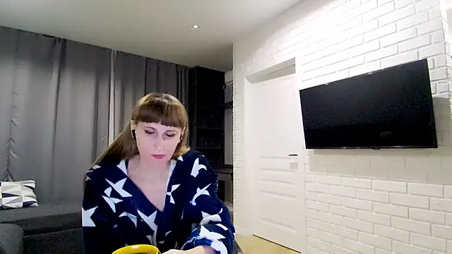 Daniella Lorente online show from February 8, 2026, 12:14 am