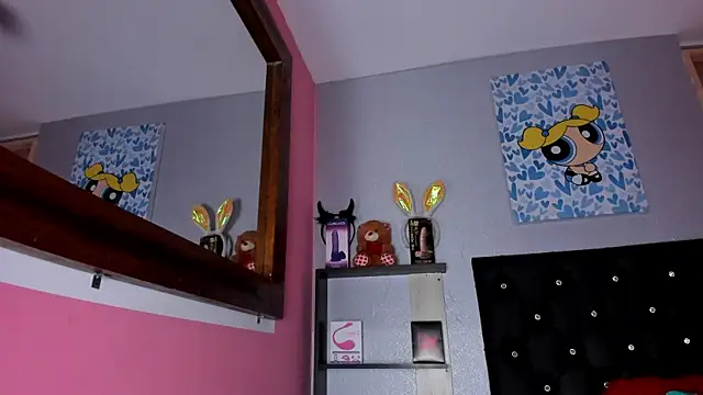 skinnycollins1 online show from February 6, 2025, 2:22 am