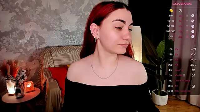 Snapshot of hannacheekss_ chatting on June 22, 2026, 3:25 am hannacheekss online show from June 22, 2026, 3:25 am