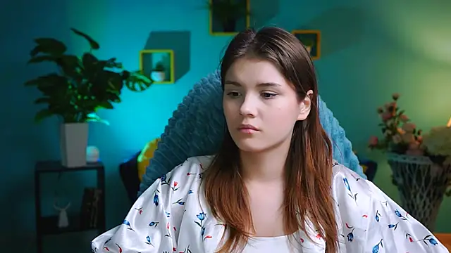 EvaThopson online show from December 3, 2024, 7:21 am