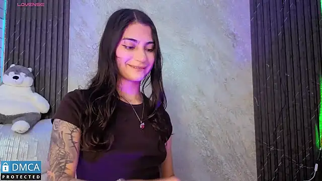 SolBeaumont1 online show from October 21, 2025, 7:36 pm