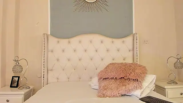 Ambar Collingg online show from February 8, 2025, 4:04 pm