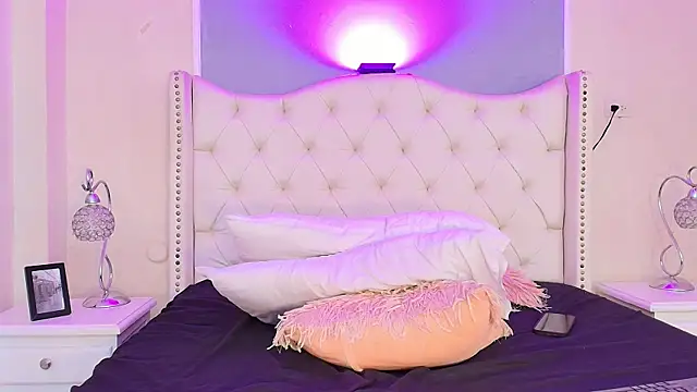 Ambar Collingg online show from March 15, 2025, 10:03 am