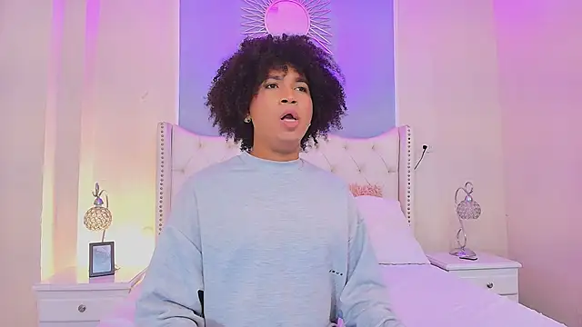 Ambar Collingg online show from October 29, 2025, 1:57 pm