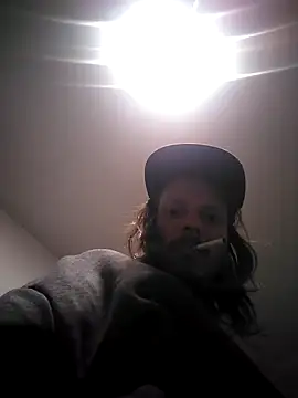 Vlastislav23 online show from November 21, 2025, 4:33 am