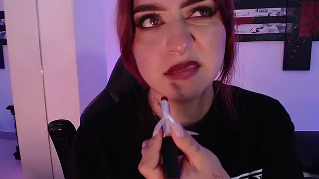 AnnikaMerliahh  online show from February 17, 2025, 3:42 pm