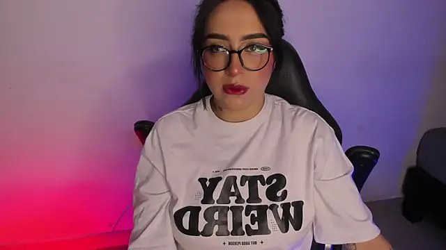 AnnikaMerliahh  online show from October 10, 2025, 3:38 am