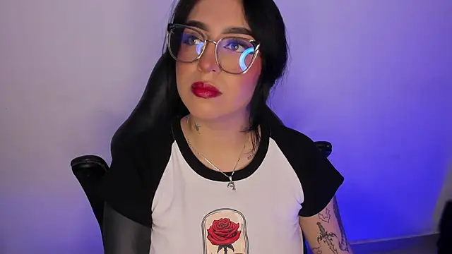 AnnikaMerliahh  online show from October 11, 2025, 3:50 am