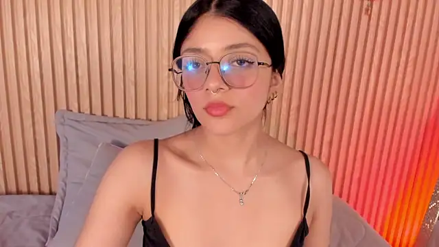 lana dol online show from December 14, 2025, 1:38 pm