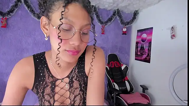 Snapshot of allis0n_ik chatting on December 29, 2024, 5:31 am allis0n ik online show from December 29, 2024, 5:31 am