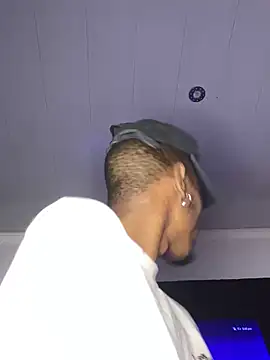 BlueIceCube online show from March 18, 2025, 12:47 pm