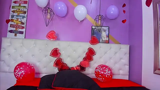 Candypoppy77 online show from February 25, 2025, 11:33 pm