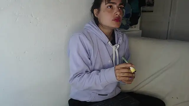 Snapshot of skinny_sweet2411 chatting on October 2, 2025, 10:55 am skinny sweet2411 online show from October 2, 2025, 10:55 am