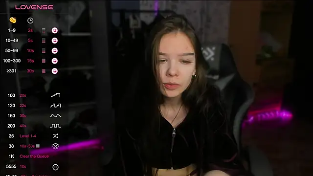 Snapshot of SweetyDeviliya chatting on November 24, 2025, 11:21 am SweetyDeviliya online show from November 24, 2025, 11:21 am