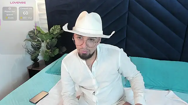 Edward max online show from March 20, 2026, 3:44 am