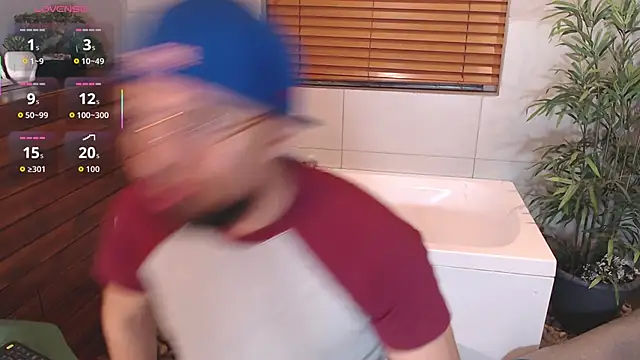 Edward max online show from March 30, 2026, 3:51 am