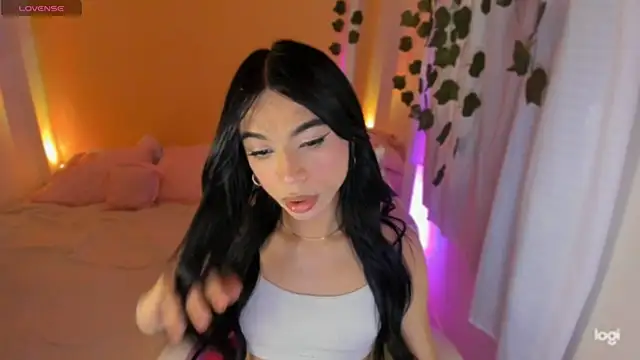 Snapshot of AndreaSweet_ chatting on January 28, 2025, 1:49 pm AndreaSweet online show from January 28, 2025, 1:49 pm