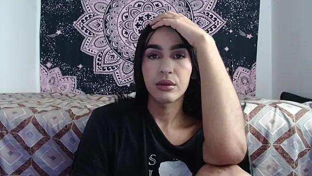 liissa 0 online show from April 25, 2026, 2:25 pm