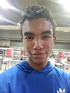 Reynold2608 online show from March 6, 2026, 11:56 pm