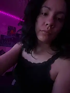 Snapshot of Nina-Chick777 chatting on August 7, 2026, 9:11 am Nina-Chick777 online show from August 7, 2026, 9:11 am