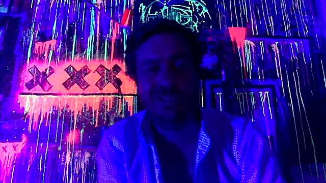Snapshot of 3615_ULLA chatting on May 7, 2026, 7:19 pm 3615 ULLA online show from May 7, 2026, 7:19 pm