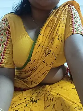 Snapshot of Priya_2222 chatting on May 16, 2026, 7:01 pm Priya 2222 online show from May 16, 2026, 7:01 pm