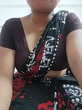 Snapshot of Priya_2222 chatting on May 18, 2026, 6:58 pm Priya 2222 online show from May 18, 2026, 6:58 pm