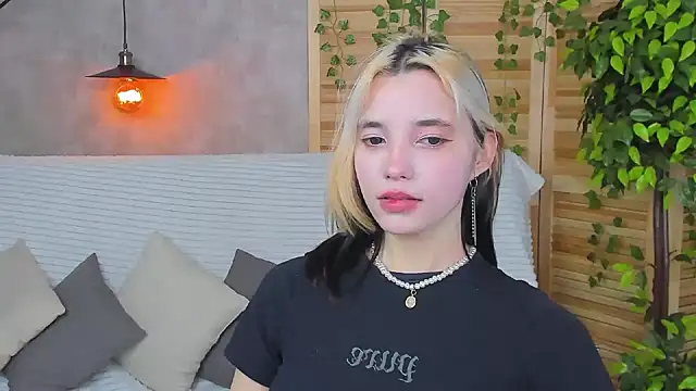 as1an girlfriend online show from February 2, 2025, 7:41 am