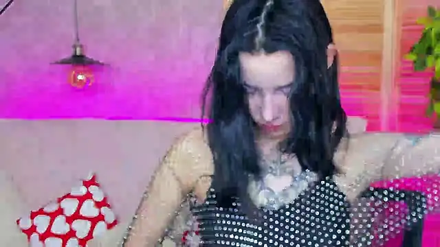 as1an girlfriend online show from March 19, 2025, 1:07 pm