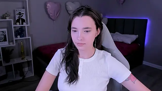 as1an girlfriend online show from March 27, 2026, 3:01 am