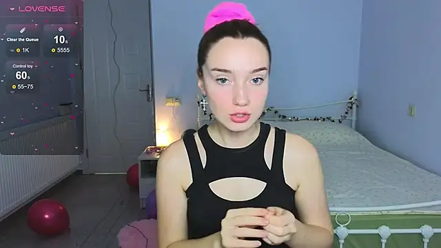 Wild Sophie  online show from December 5, 2025, 3:41 pm