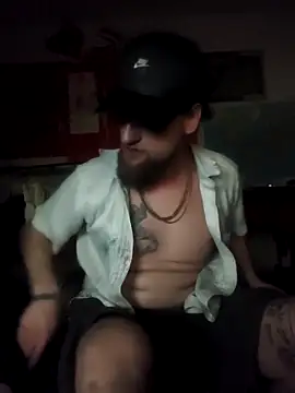 Ozomitro online show from March 4, 2026, 8:37 pm