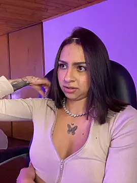 Hilary pinkk online show from March 2, 2026, 7:48 am