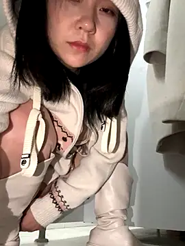 Snapshot of Xixi-Gala chatting on December 6, 2024, 8:05 am Xixi-Gala online show from December 6, 2024, 8:05 am