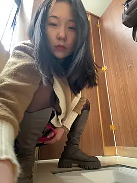 Snapshot of Xixi-Gala chatting on March 23, 2025, 4:27 am Xixi-Gala online show from March 23, 2025, 4:27 am