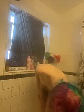 tallnerdyguy online show from February 19, 2025, 11:14 pm