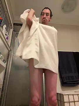 tallnerdyguy online show from July 29, 2026, 4:43 am