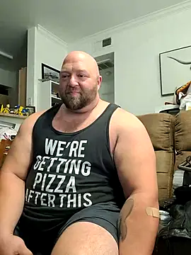 Snapshot of Strong_Bear89 chatting on December 4, 2024, 6:06 pm Strong Bear89 online show from December 4, 2024, 6:06 pm