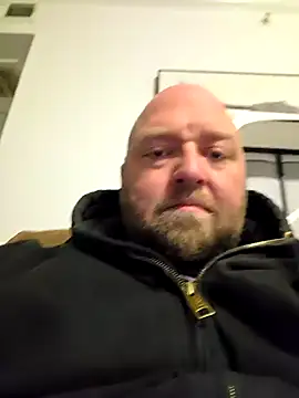 Snapshot of Strong_Bear89 chatting on February 11, 2025, 1:51 pm Strong Bear89 online show from February 11, 2025, 1:51 pm