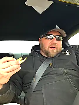 Snapshot of Strong_Bear89 chatting on February 19, 2025, 7:16 pm Strong Bear89 online show from February 19, 2025, 7:16 pm