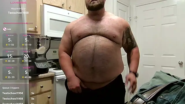 Snapshot of Strong_Bear89 chatting on March 7, 2025, 9:18 am Strong Bear89 online show from March 7, 2025, 9:18 am