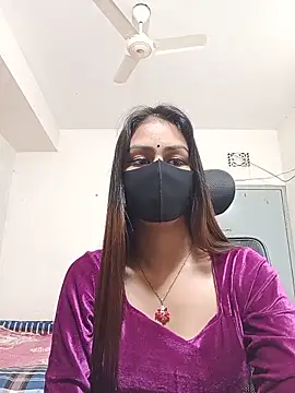 Tisha-01 online show from May 19, 2026, 3:02 am