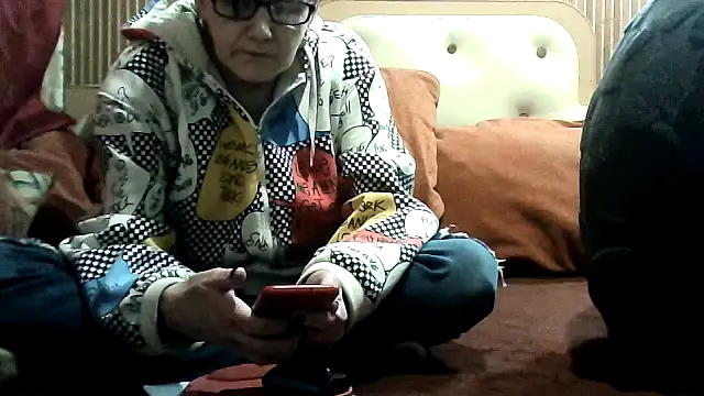 Snapshot of AlanaLaDream chatting on February 2, 2026, 6:06 pm AlanaLaDream online show from February 2, 2026, 6:06 pm